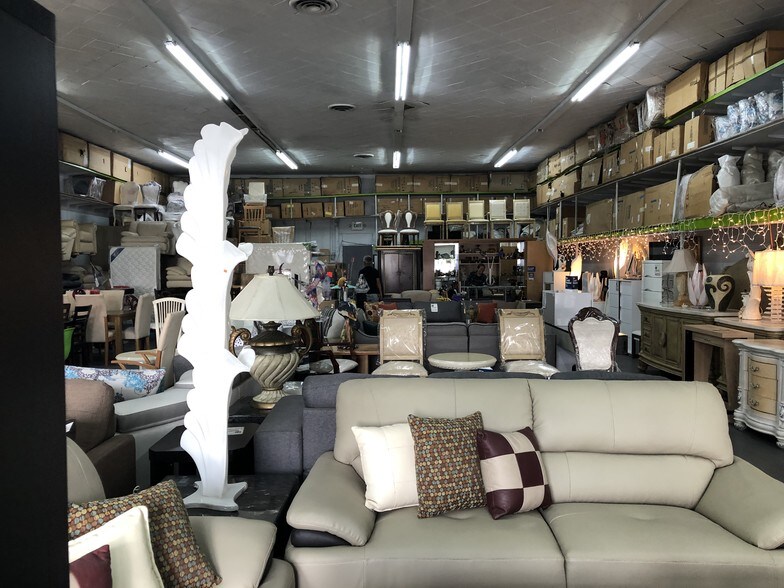 5143 Whittier Blvd, Los Angeles, CA à vendre - Photo intérieure - Image 2 de 19