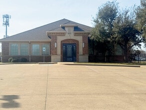 1611 N Belt Line Rd, Mesquite, TX à louer Photo du bâtiment- Image 1 de 7