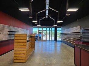 14108 Bandera Rd, Helotes, TX for lease Interior Photo- Image 1 of 12