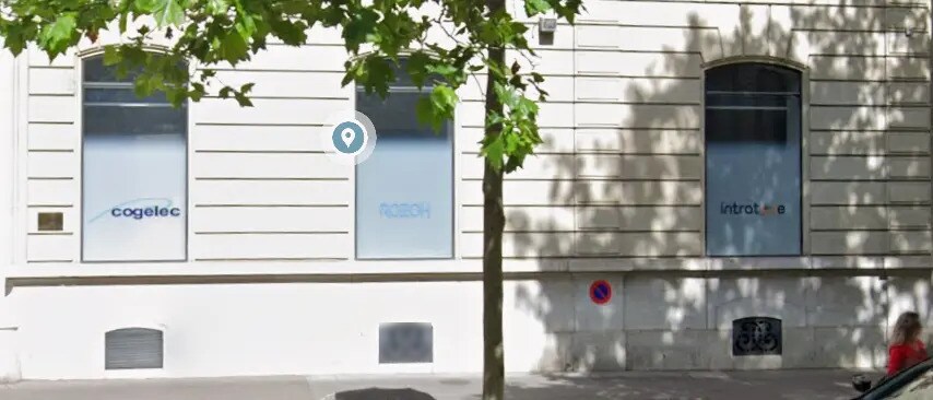 Retail in Paris for lease Building Photo- Image 1 of 4