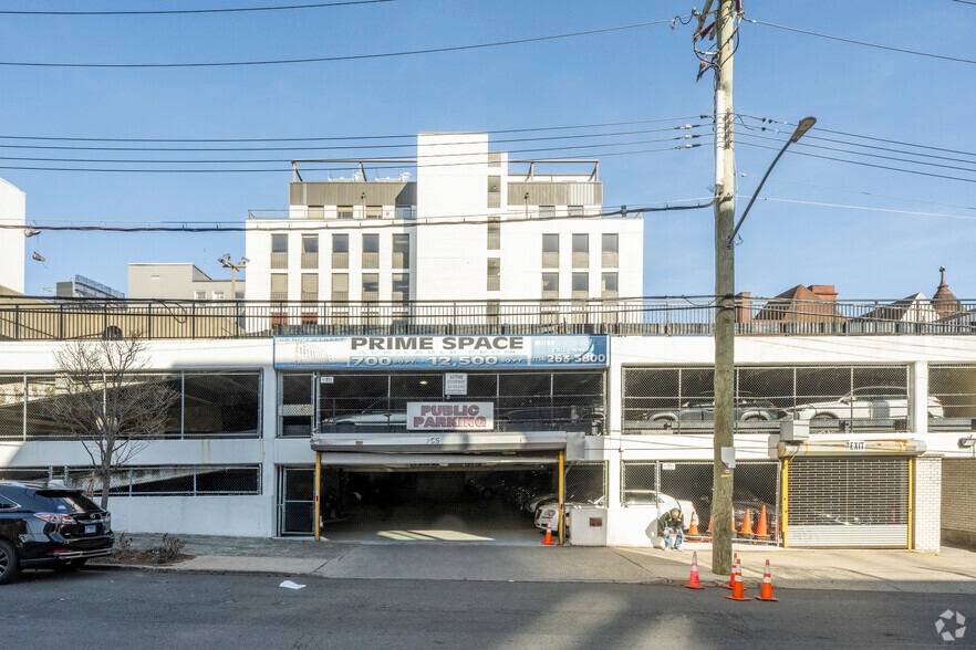 60 Bay St, Staten Island, NY à louer - Photo du bâtiment - Image 3 de 6