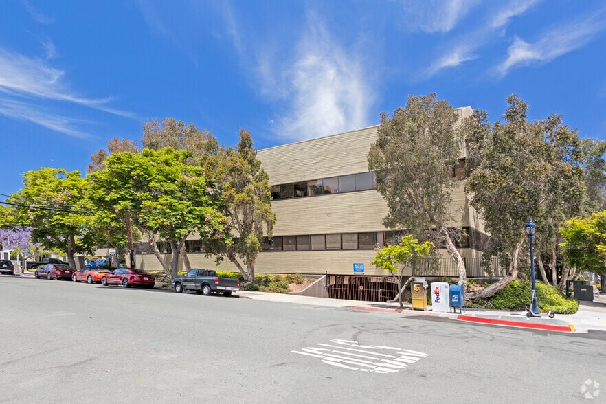 3200 4th Ave, San Diego, CA for lease - Building Photo - Image 2 of 5