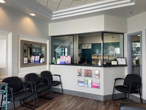 40971 Winchester Rd, Temecula, CA à louer Photo intérieure- Image 2 de 8