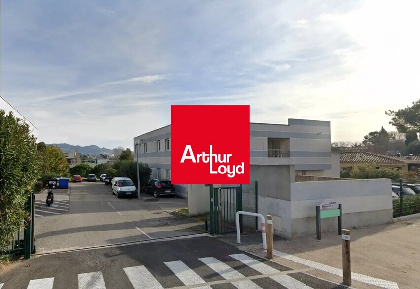 Industrial in Marseille for lease - Building Photo - Image 1 of 10