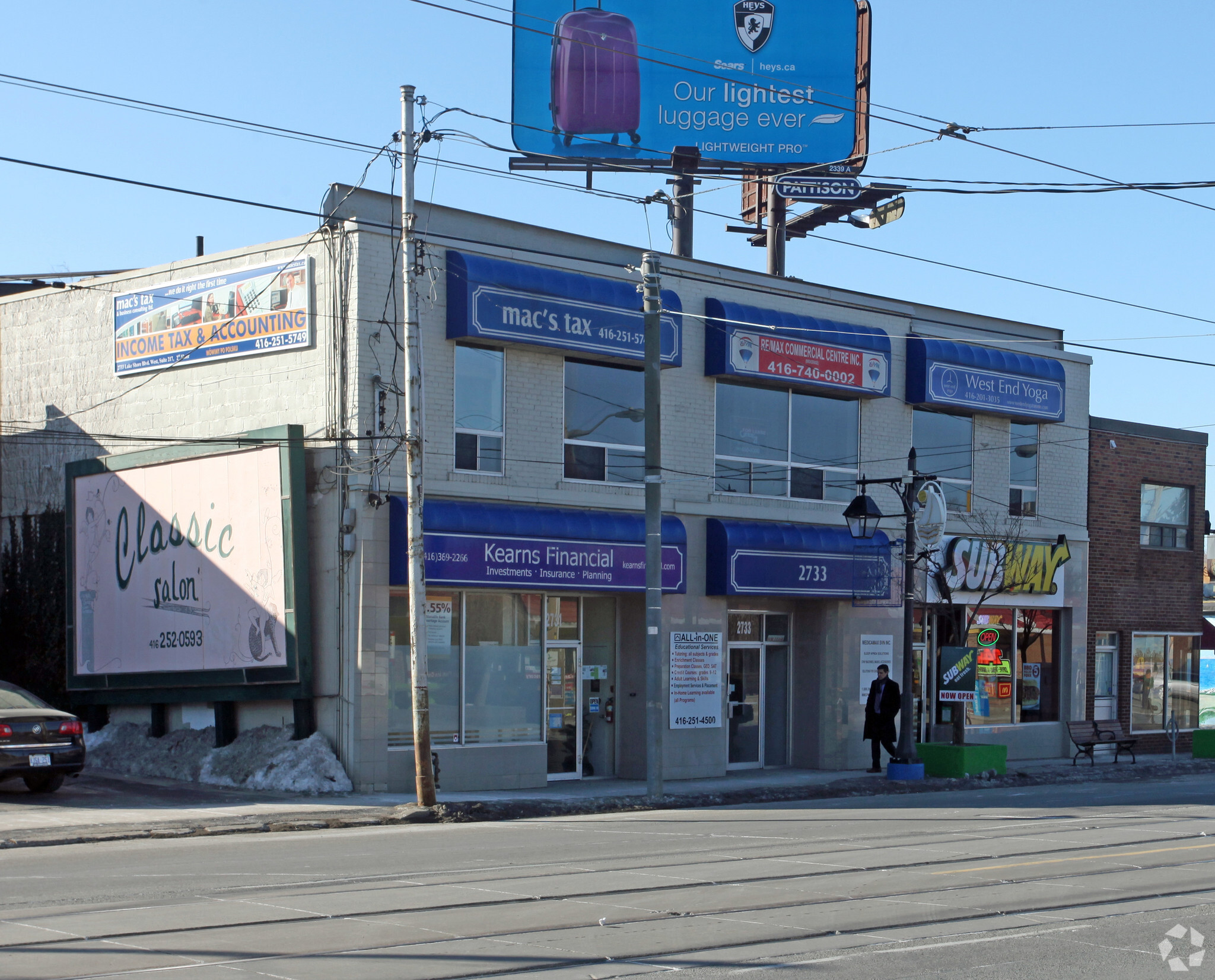 2731-2733 Lake Shore Blvd W, Toronto, ON for lease Primary Photo- Image 1 of 4