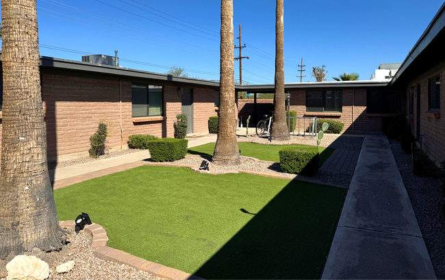Plus de détails pour 1002 E Lester St, Tucson, AZ - Multi-résidentiel à vendre