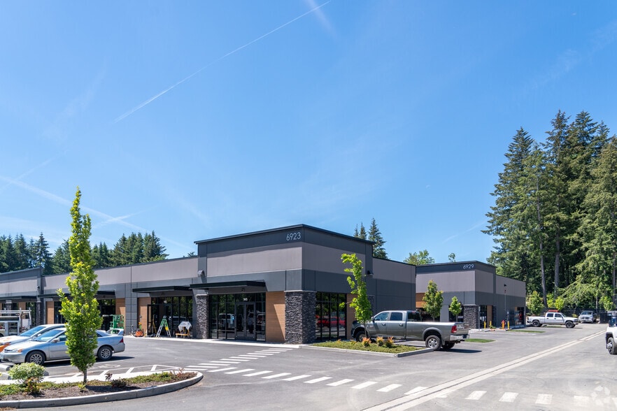 6923 NW Friberg Strunk St, Camas, WA for lease - Primary Photo - Image 1 of 6