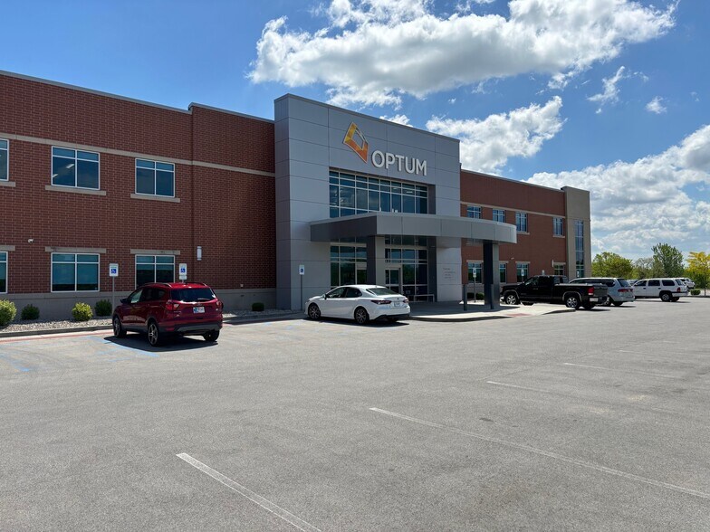 4101 Technology Ave, New Albany, IN à louer - Photo du bâtiment - Image 1 de 2