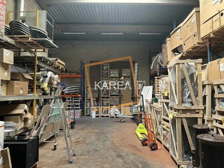 Flex in Collégien for lease - Interior Photo - Image 2 of 5