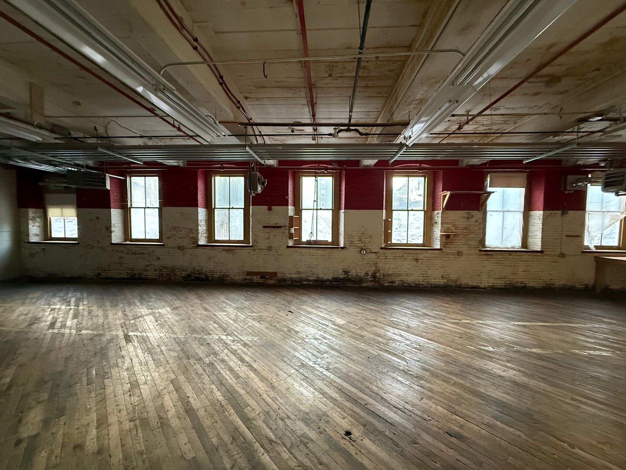 1 Front St, Rollinsford, NH for lease Interior Photo- Image 1 of 6