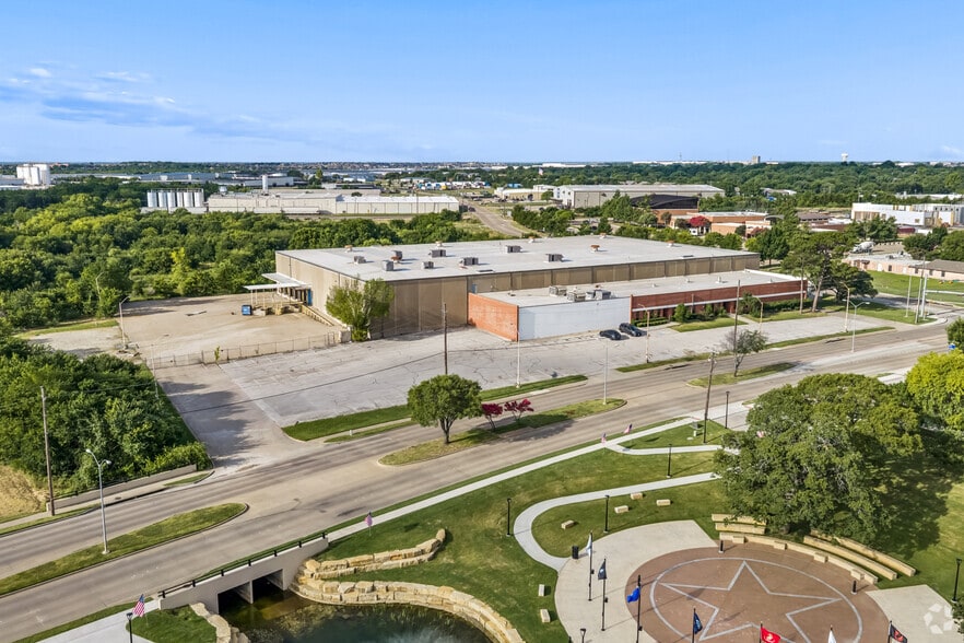 1500 E Broad St, Mansfield, TX for sale - Aerial - Image 1 of 33