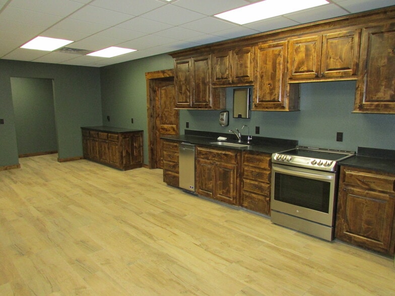 4015 S County Road 1210, Midland, TX à vendre - Photo du bâtiment - Image 3 de 16