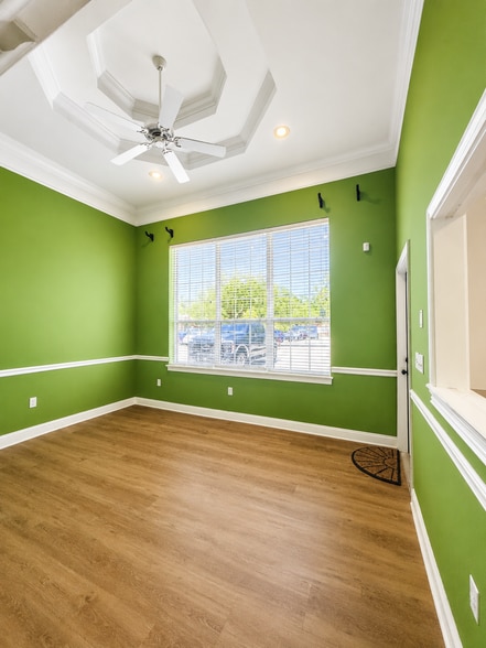 8883 Perimeter Park Blvd, Jacksonville, FL for lease - Building Photo - Image 3 of 11