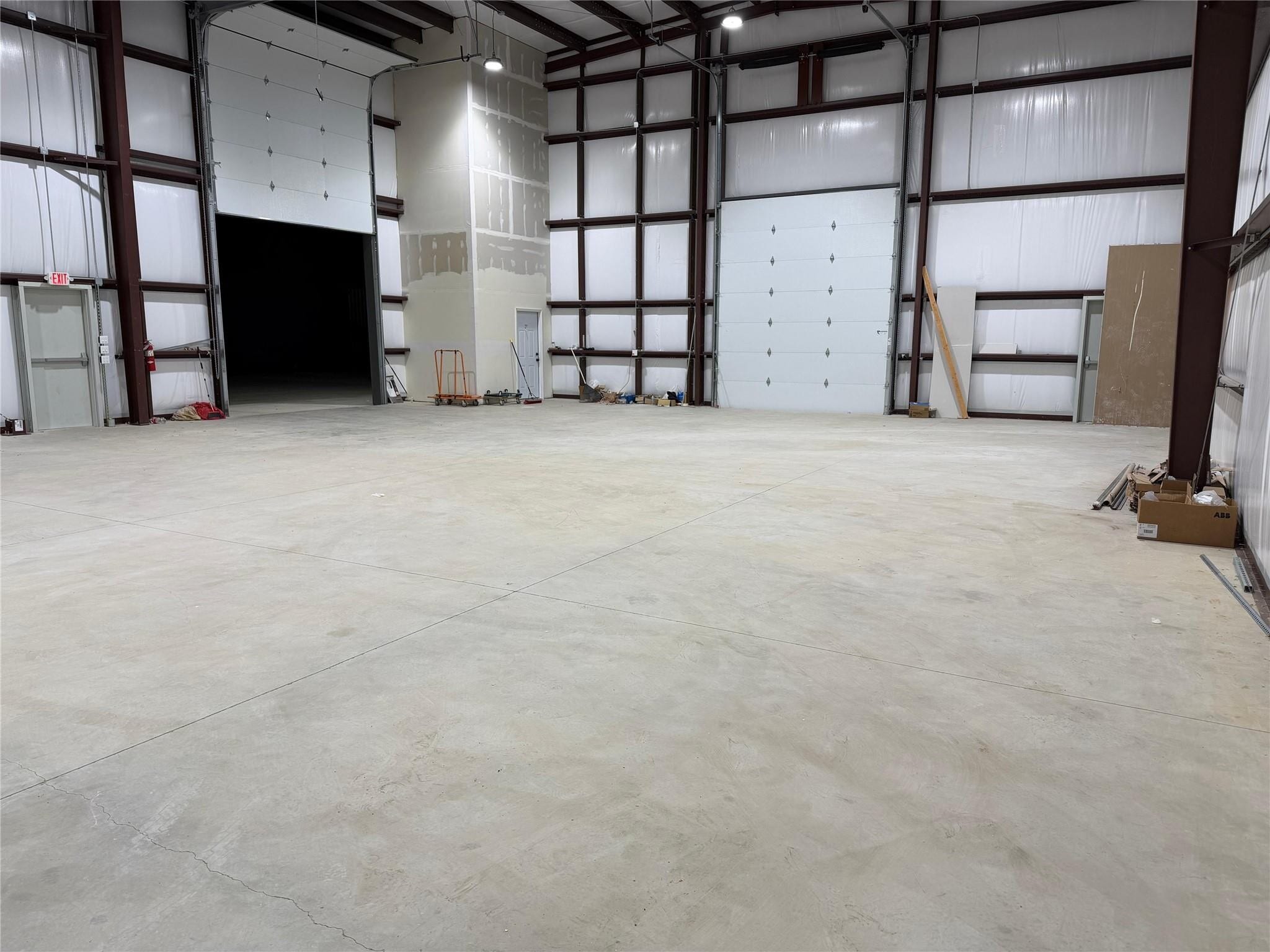134 Industrial Park, Aubrey, TX for lease Interior Photo- Image 1 of 2