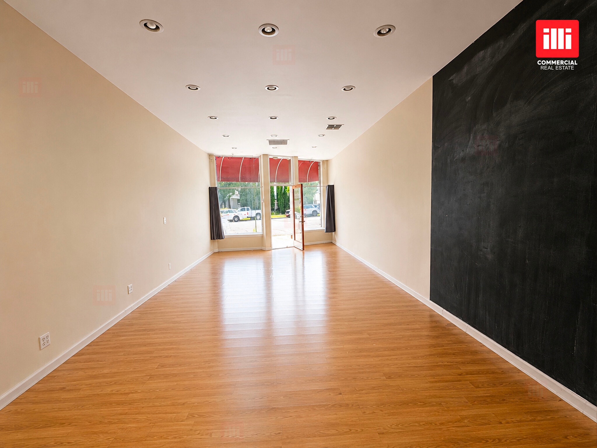 2701-2705 W Olive Ave, Burbank, CA à louer Photo intérieure- Image 1 de 7