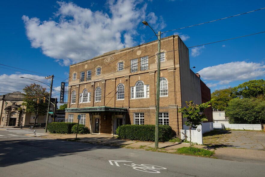 2500 E Marshall St, Richmond, VA à vendre - Photo du bâtiment - Image 2 de 75