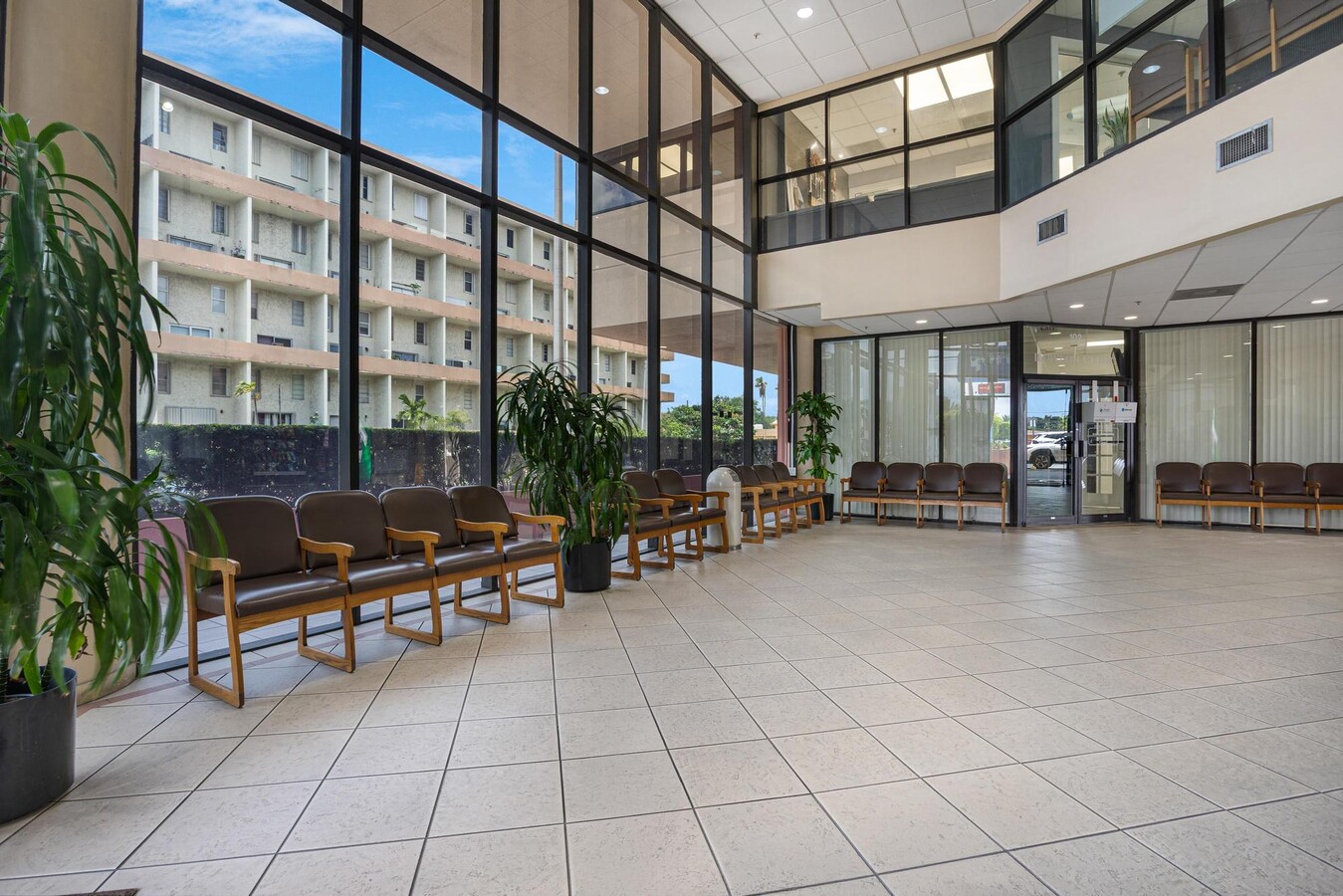 351 NW Le Jeune Rd, Miami, FL 33126 - Unit 503 -  - Interior Photo - Image 2 of 15