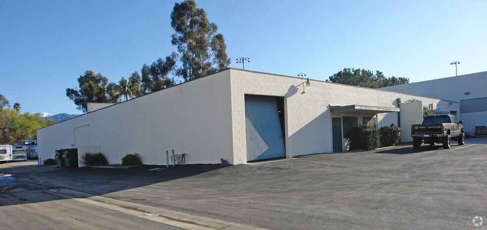 1415 Palomares St, La Verne, CA à louer - Photo du bâtiment - Image 2 de 4