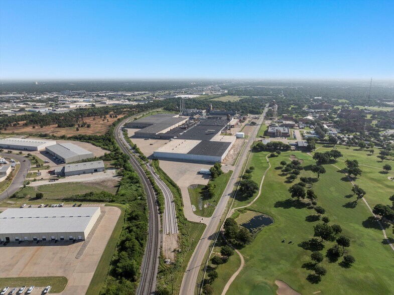 5200 Beverly Dr, Waco, TX à louer - Photo du bâtiment - Image 2 de 6