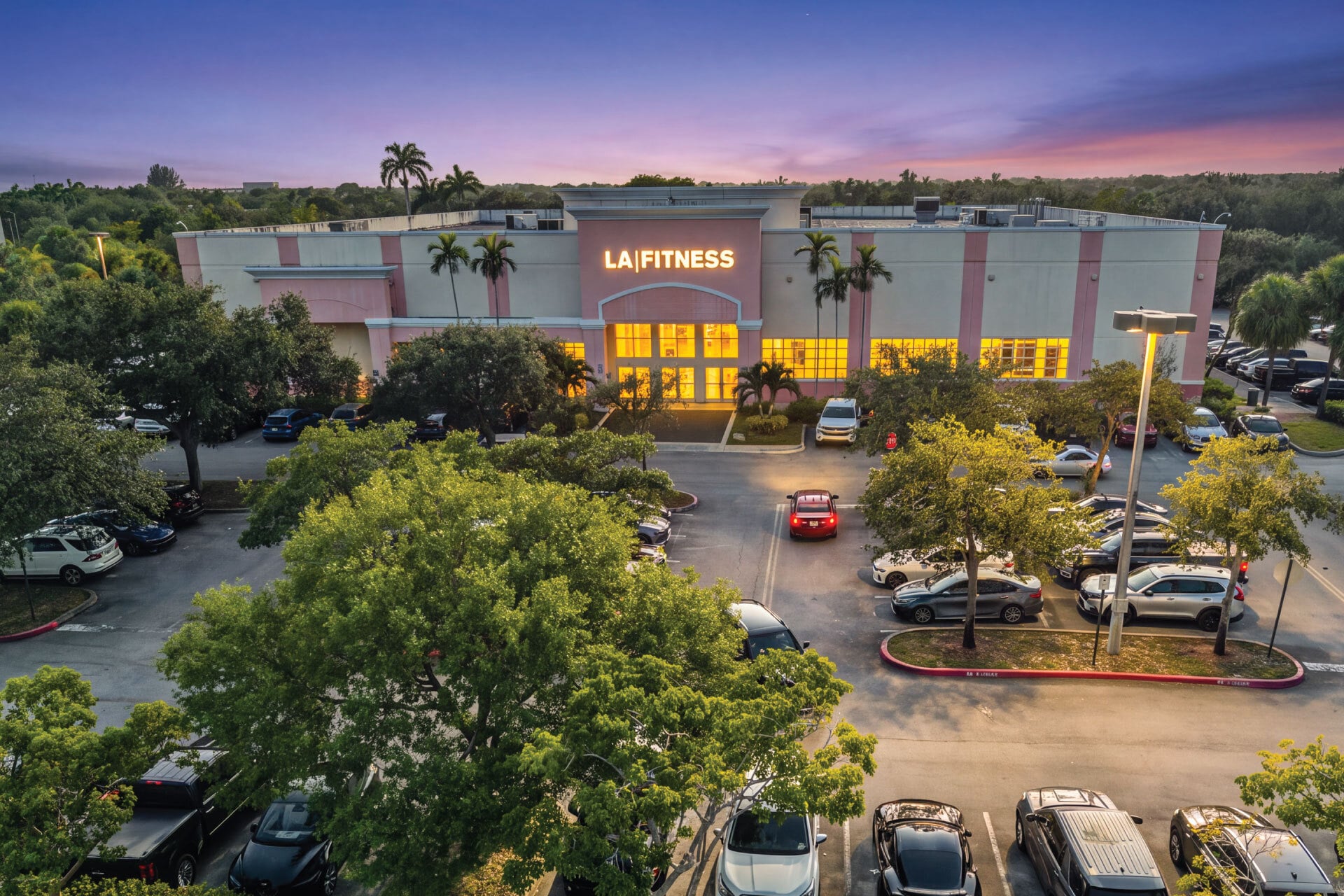 1900 N Flamingo Rd, Pembroke Pines, FL for sale Building Photo- Image 1 of 9