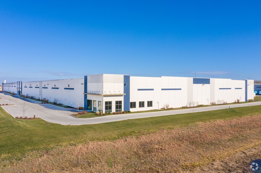 16342 W 163rd St, Lockport, IL for lease - Primary Photo - Image 1 of 7