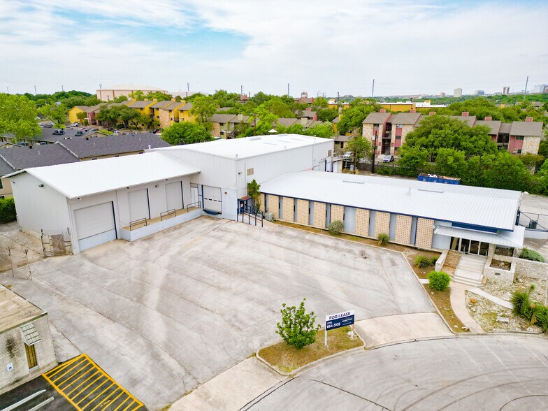5423 Jackwood Dr, San Antonio, TX à vendre - Photo du bâtiment - Image 2 de 29