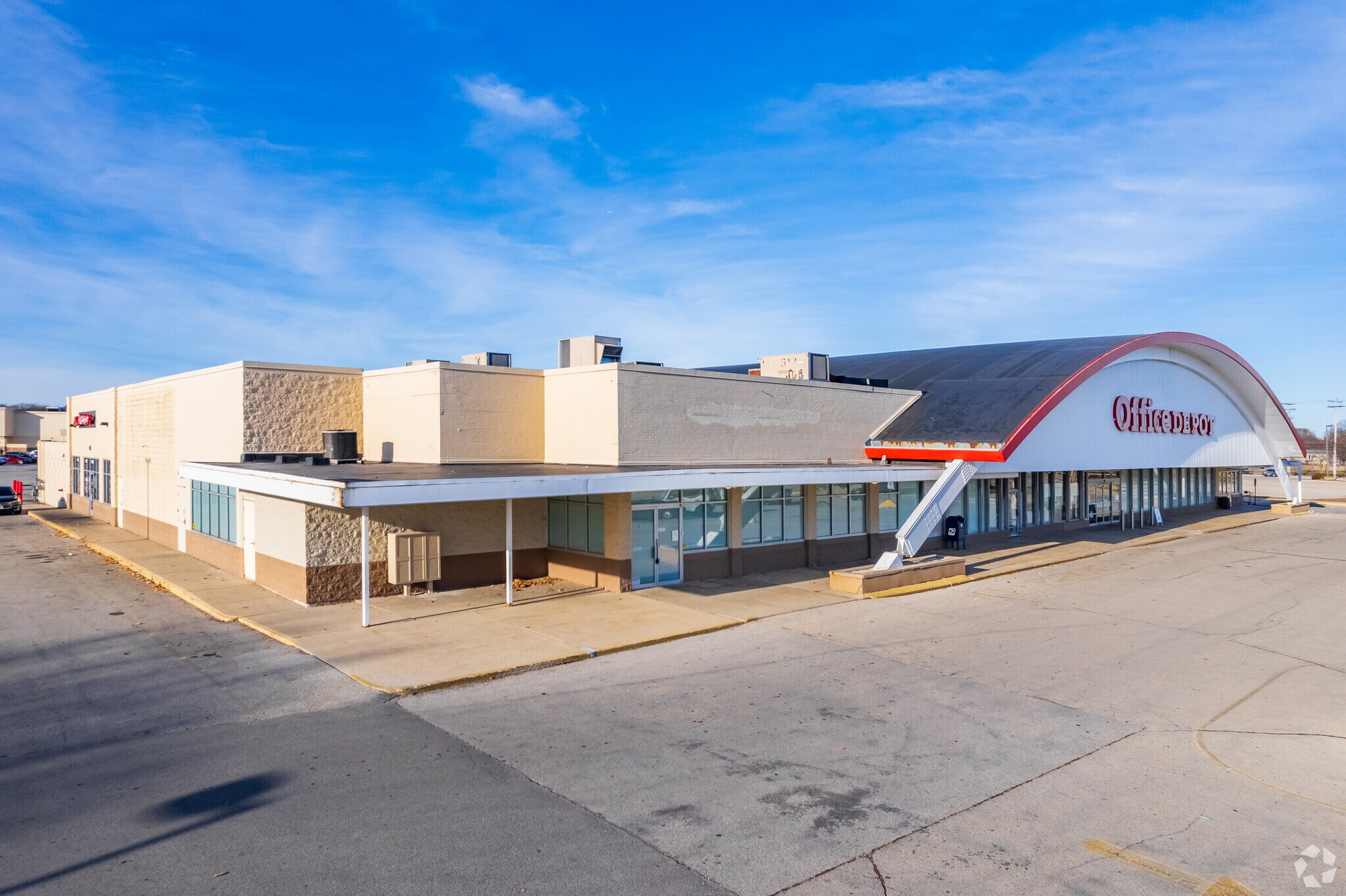 3545 S 27th St, Milwaukee, WI for lease Primary Photo- Image 1 of 17