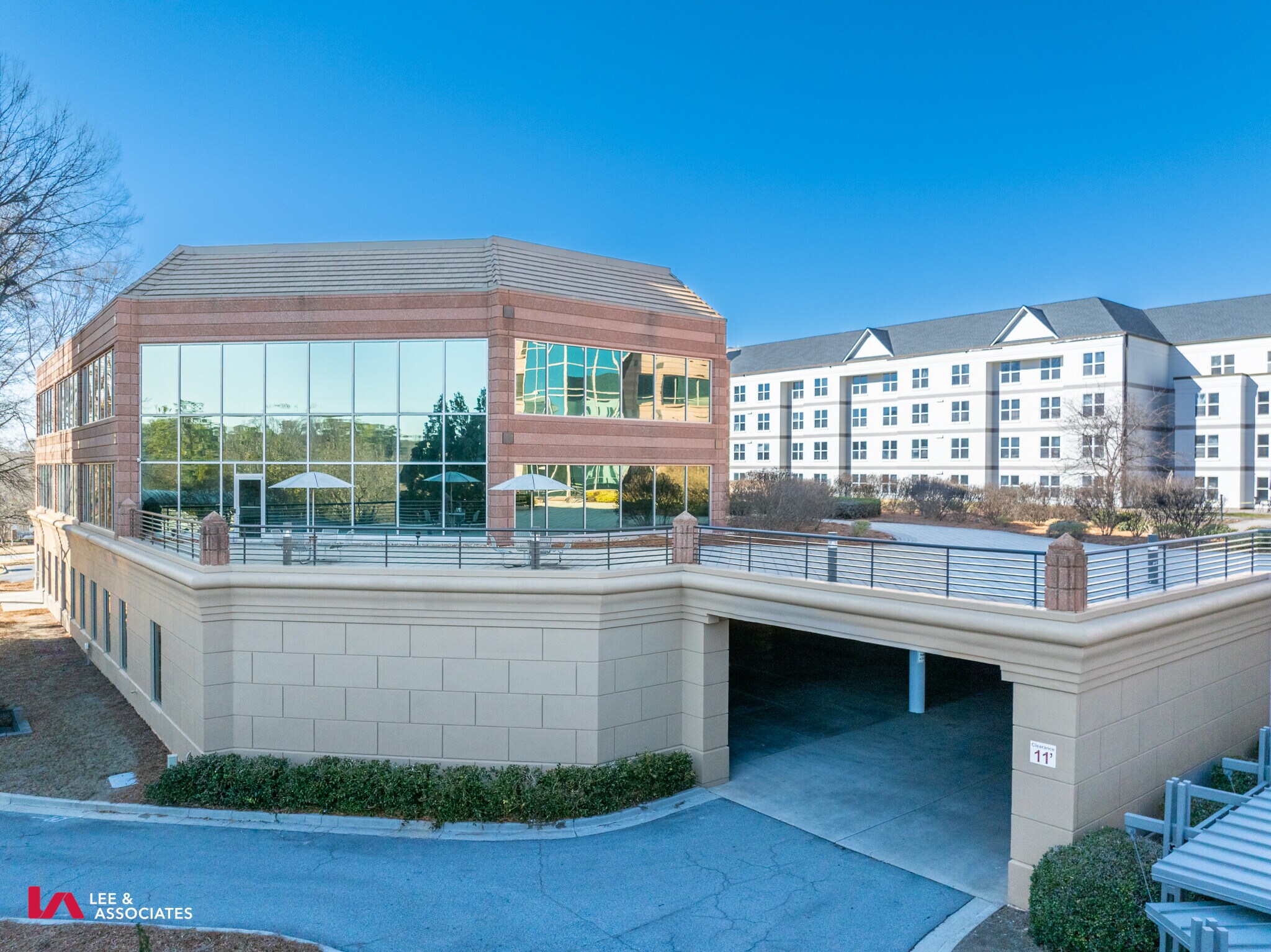 2200 Lake Blvd NE, Atlanta, GA à vendre Photo du bâtiment- Image 1 de 17