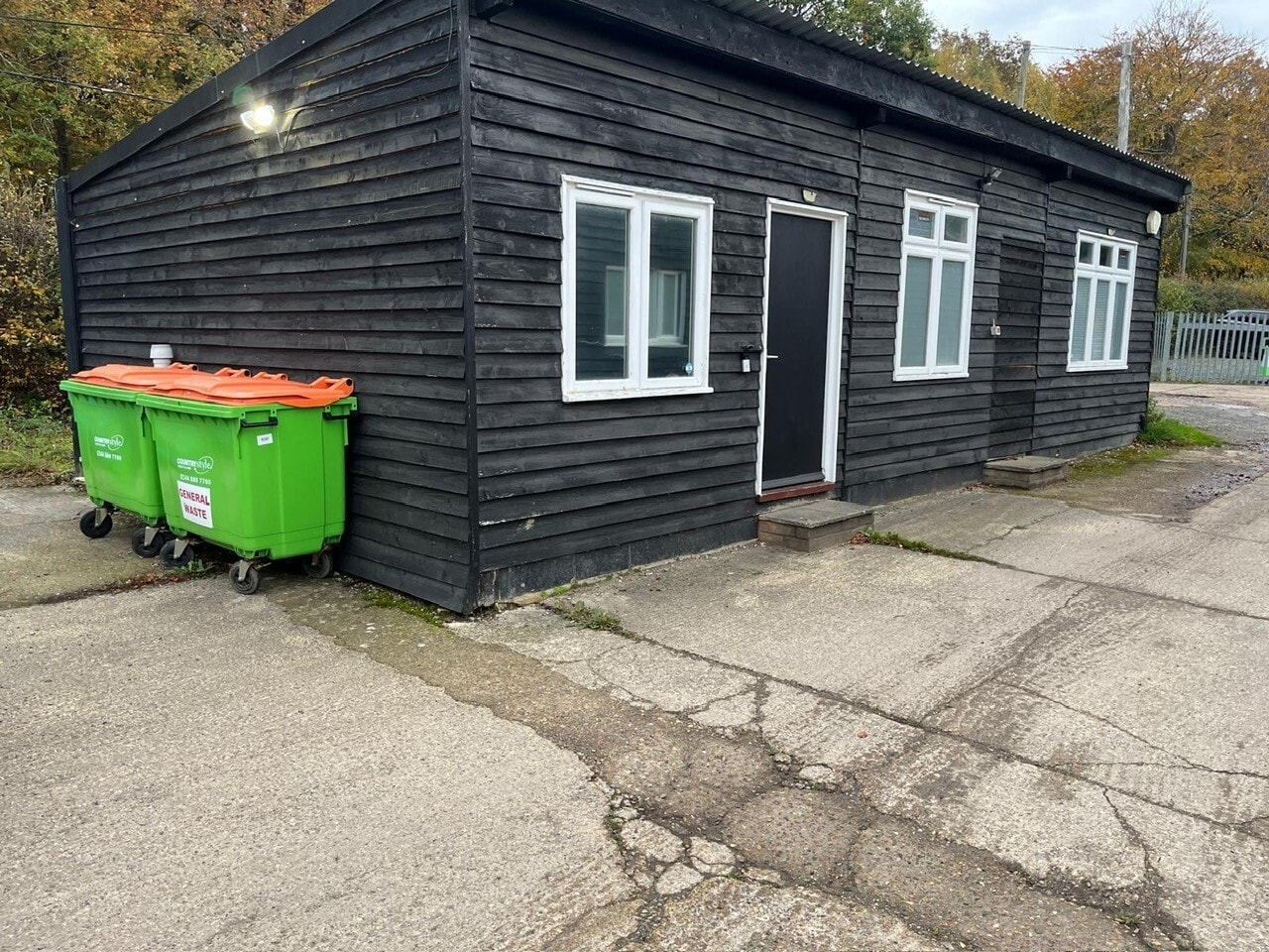Coopers Corner, Sevenoaks for lease Primary Photo- Image 1 of 3