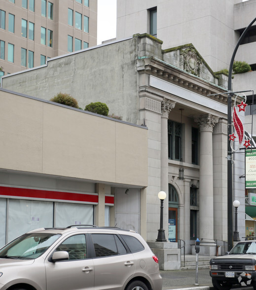 737 Fort St, Victoria, BC for lease - Building Photo - Image 2 of 2