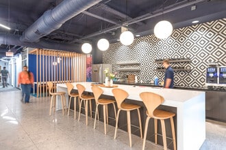 1122 Lady St, Columbia, SC for lease Interior Photo- Image 1 of 6