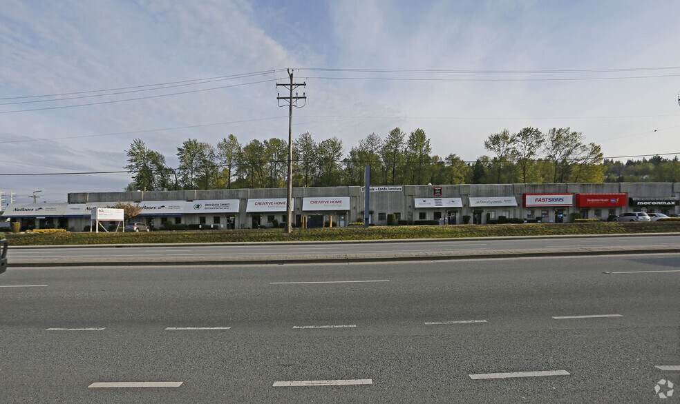 1100 Lansdowne Dr, Coquitlam, BC à louer - Photo principale - Image 1 de 9