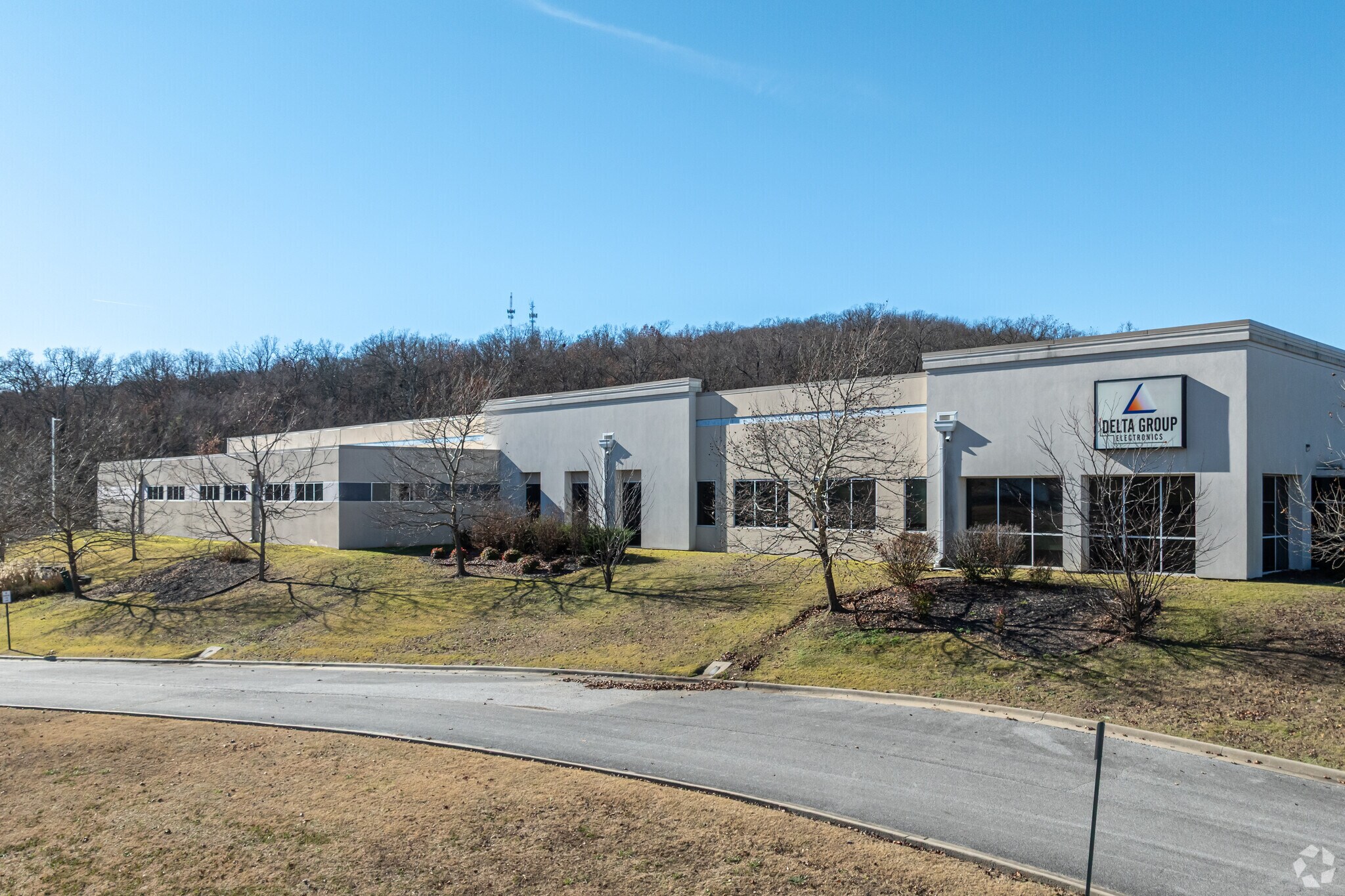 3115 W Technology Way, Fayetteville, AR à louer Photo principale- Image 1 de 8