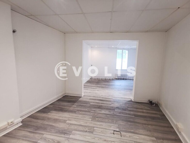 Bureau dans Montrouge à louer - Photo intérieure - Image 3 de 11