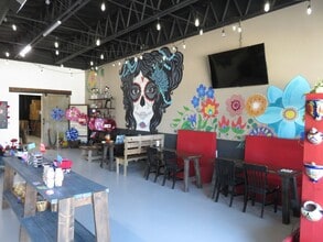 3613 W Vickery Blvd, Fort Worth, TX for lease Building Photo- Image 2 of 4