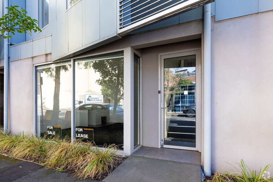 39 Elizabeth St, Kensington for sale - Building Photo - Image 2 of 6