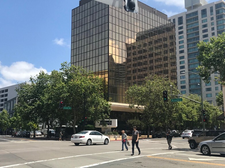 80 Grand Ave, Oakland, CA à louer - Photo du bâtiment - Image 2 de 12