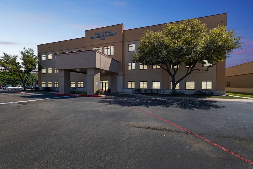 18626 Hardy Oak Blvd, San Antonio, TX for lease - Building Photo - Image 2 of 14