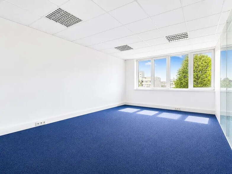 120 Avenue Du Général Leclerc, Paris for lease - Interior Photo - Image 3 of 6