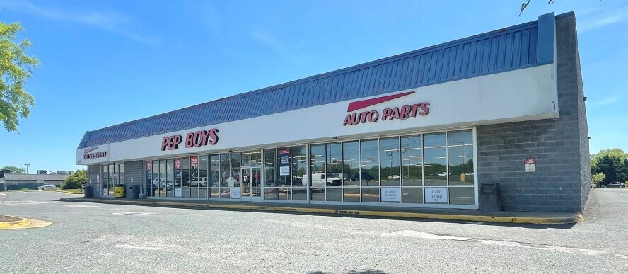 2336-2384 Plank Rd, Fredericksburg, VA à louer - Photo du bâtiment - Image 2 de 9