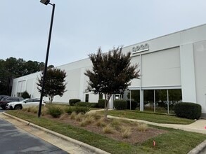 9200 Globe Center Dr, Morrisville, NC for lease Interior Photo- Image 1 of 2