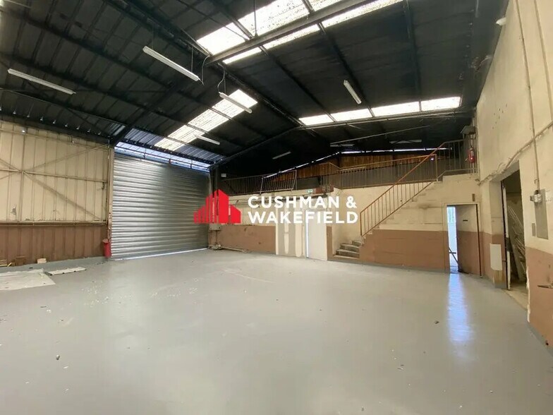 Flex in Toulouse for lease - Interior Photo - Image 3 of 8