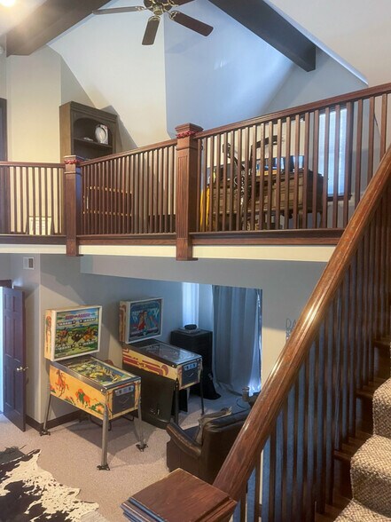 North Lincoln and Houston St Portfolio portefeuille de 3 propriétés à vendre sur LoopNet.ca - Photo intérieure - Image 3 de 49