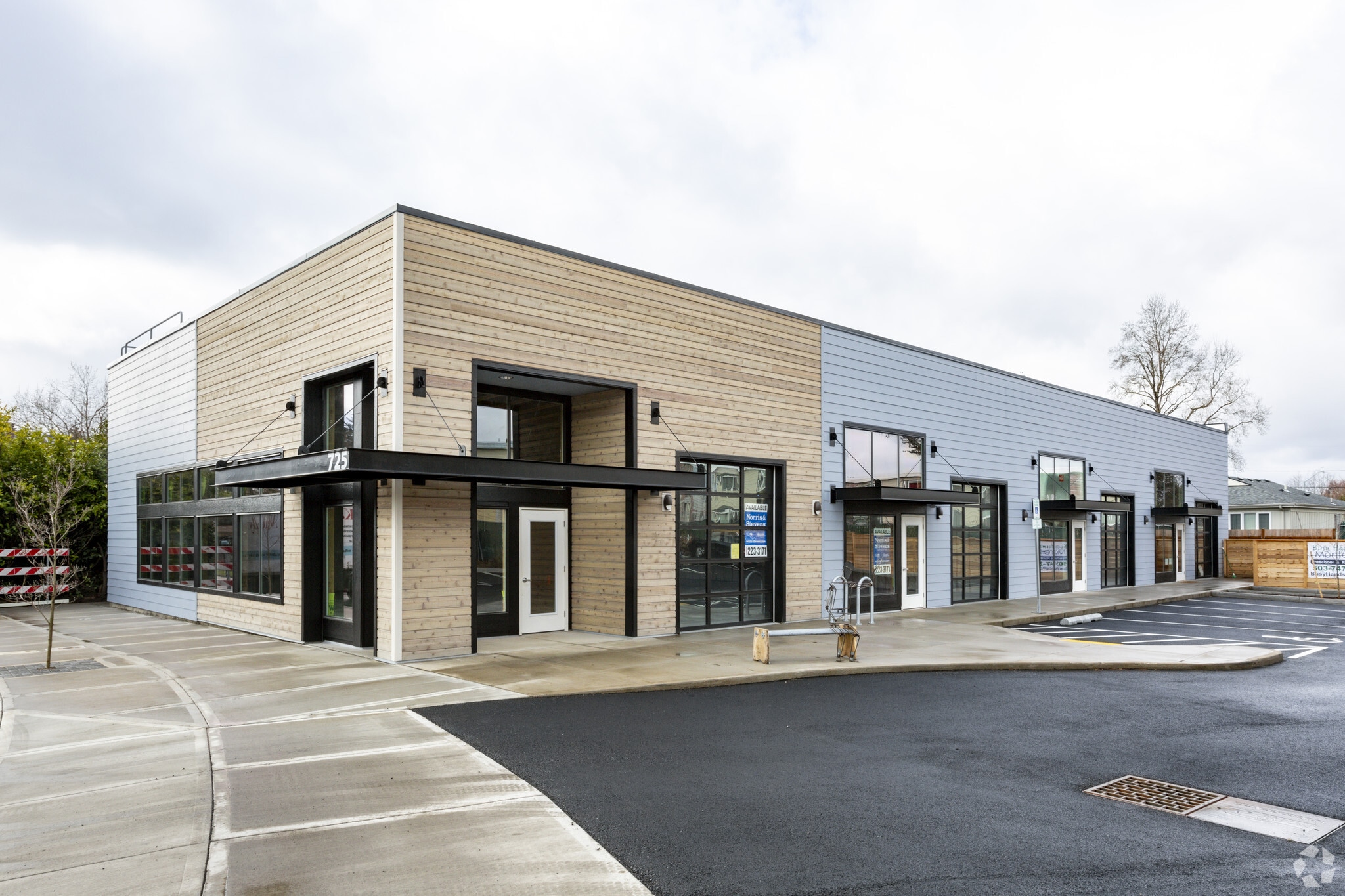 725 NW Dale Ave, Portland, OR for lease Primary Photo- Image 1 of 3