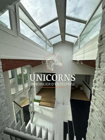 Office in Portet-sur-Garonne for lease - Interior Photo - Image 3 of 4