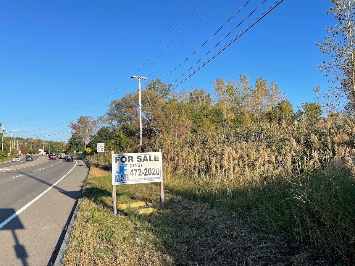 4209 NY-31, Clay, NY à vendre Photo principale- Image 1 de 8