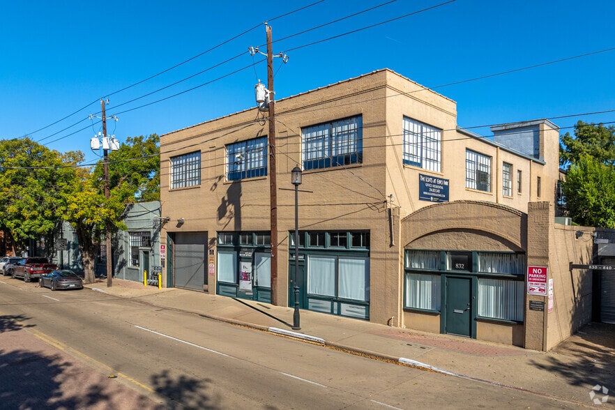 4121 Commerce St, Dallas, TX for lease - Building Photo - Image 1 of 21