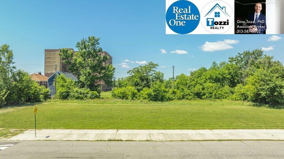 1075 Coplin St, Detroit, MI à vendre - Photo du bâtiment - Image 2 de 18