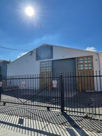 Plus de détails pour 855 29th St, Oakland, CA - Industriel à louer
