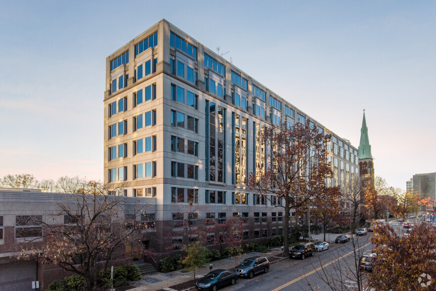 500 E St SW, Washington, DC for lease - Building Photo - Image 2 of 8